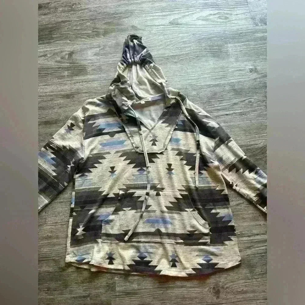 Women’s XL‎ wallflower sweatshirt-lightweight